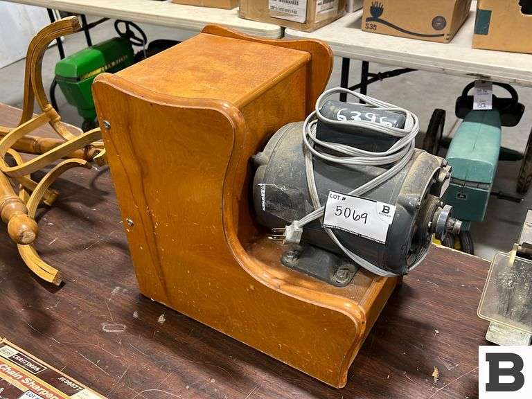 Magic Mill Wheat Grinder Booker Auction Company