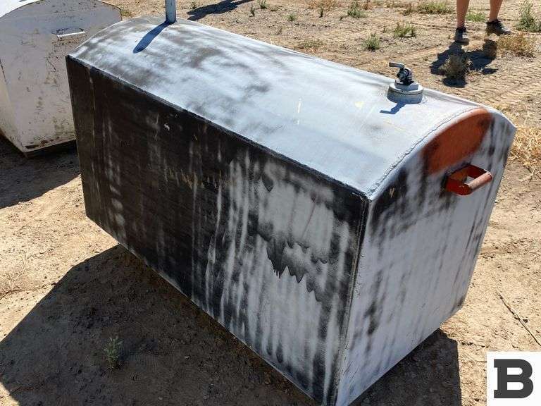 100 Gallon Fuel Tank Booker Auction Company