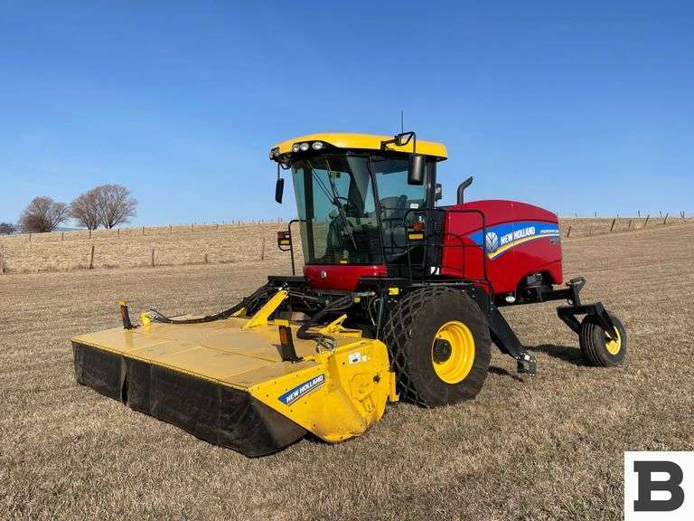 2015 New Holland Speedrower 260 Swather Booker Auction Company