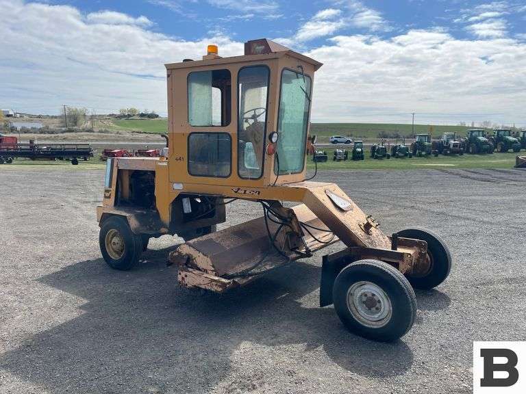 Waldon Sweep Master Sweeper Booker Auction Company