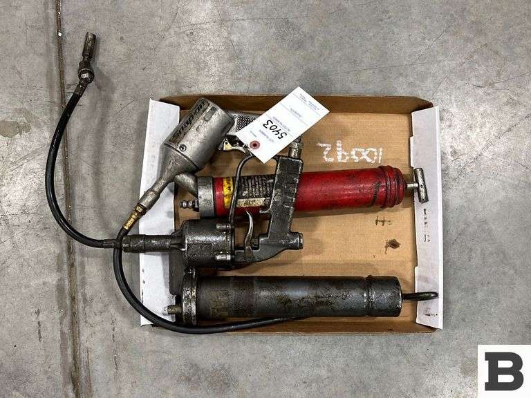 SnapOn Pneumatic Grease Gun & Manual Grease Gun Booker Auction Company