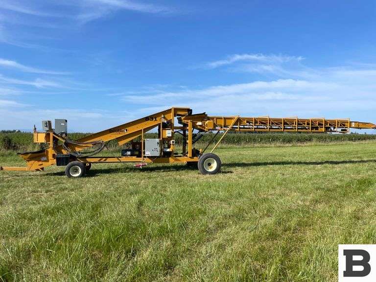 2017 Double L 831 Potato Piler Booker Auction Company
