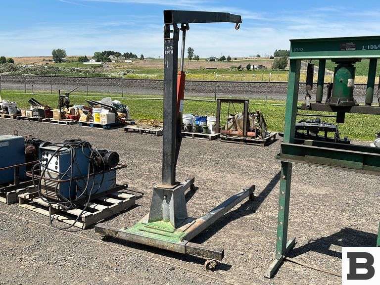 Cherry Picker Booker Auction Company