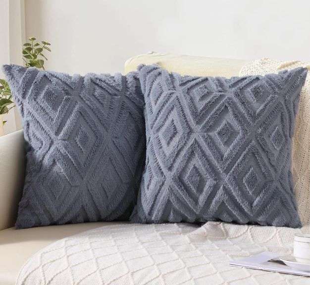 Soft Faux Fur Throw Pillow Covers 22x22 - Plush Short Wool Velvet ...
