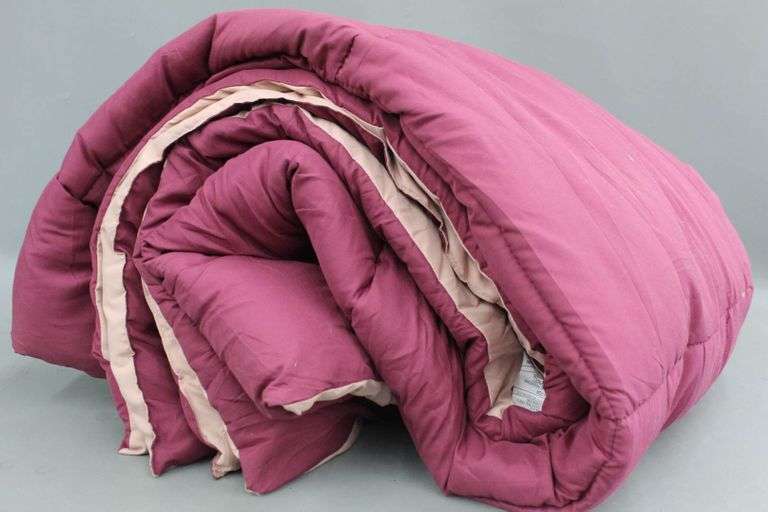 Comforter quilt Bunting Online Auctions