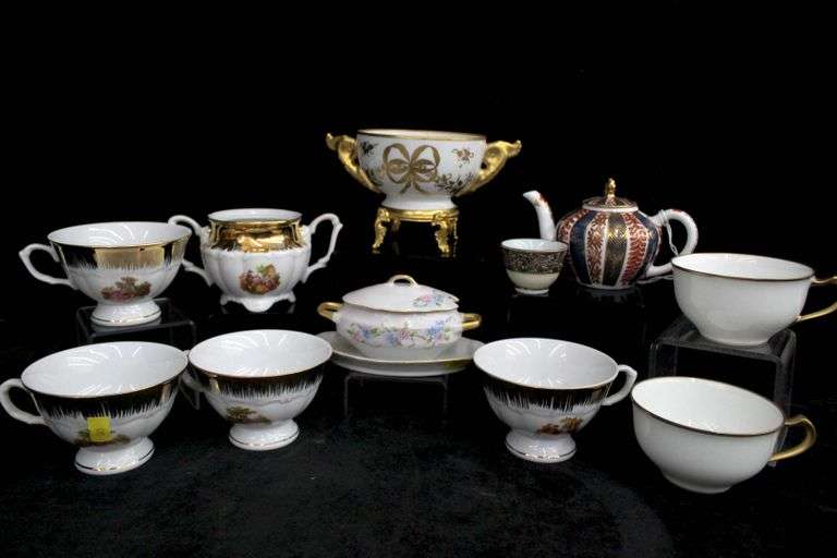 Collection of China tea set items. Items include Sorelle Fine Porcelain