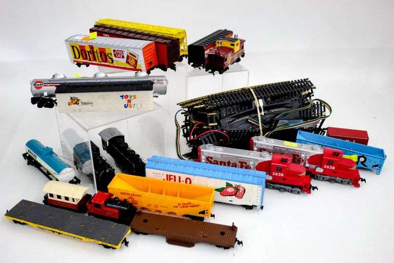 Vintage mixed maker model train collection Vintage HO Scale Tyco