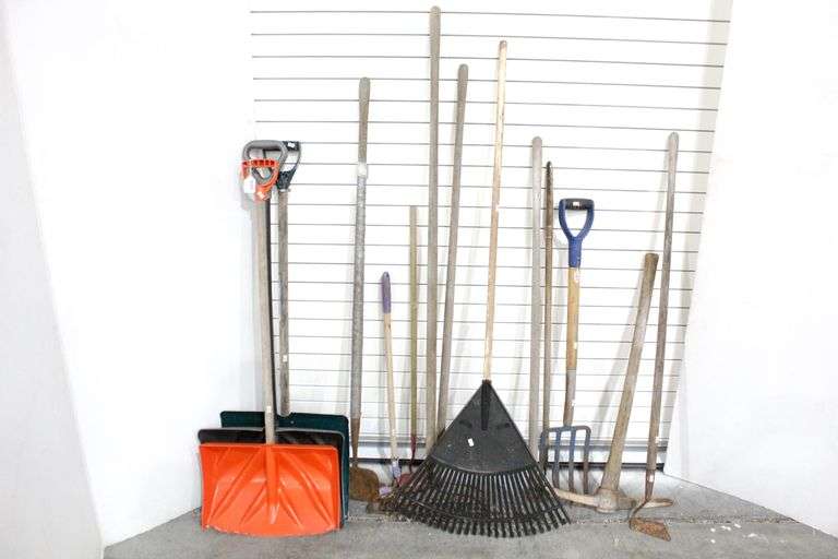 Yard Tool Collection Aeration Fork, Maddox, Hoe, Show Shovel, Shovels