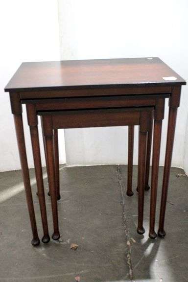 Wooden nesting tables, 16"x23"x26", three items. - Bunting Online Auctions