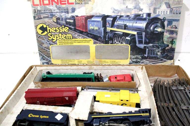 Lionel 027 Chessie System Train Set , Circa 1980s - Bunting Online Auctions
