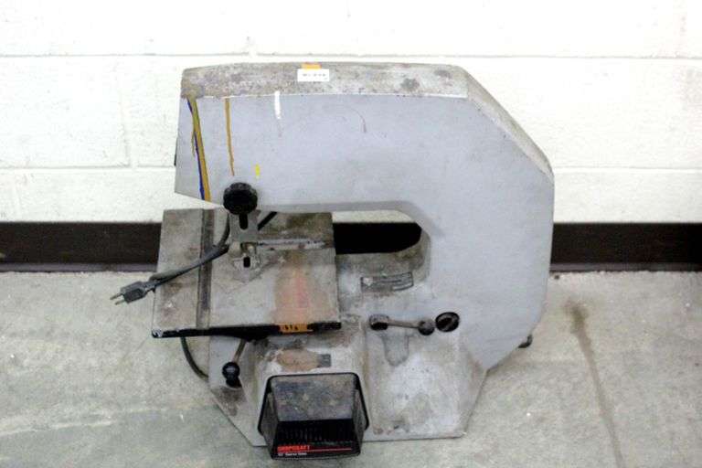 Shopcraft 10" Band Saw. Consignor adds that it works. Bunting Online
