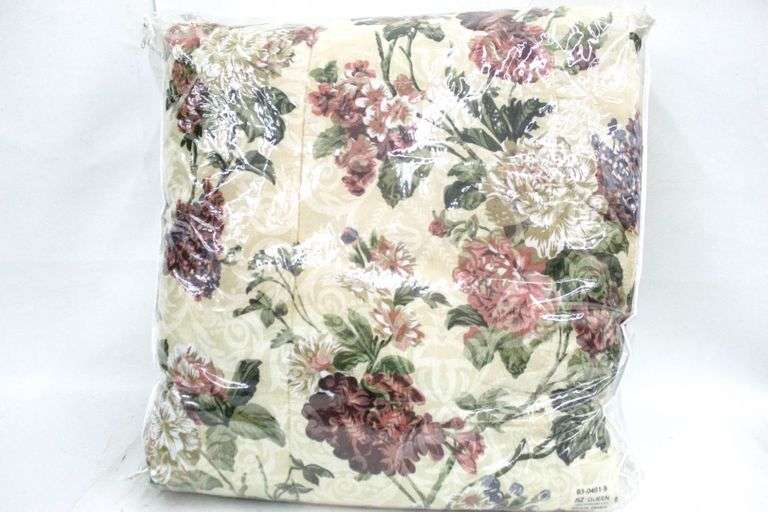 Floral comforter queen size Bunting Online Auctions