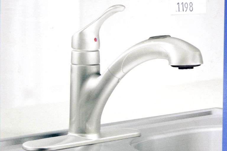 Moen pull out kitchen faucet model Renzo , 87316sl Bunting Online