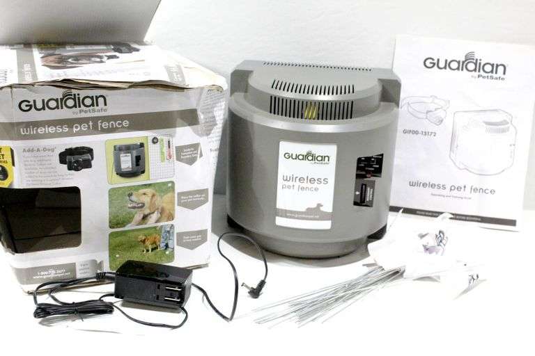 Guardian wireless dog fence/covers half acre /waterproof receiver collar with 3 levels of