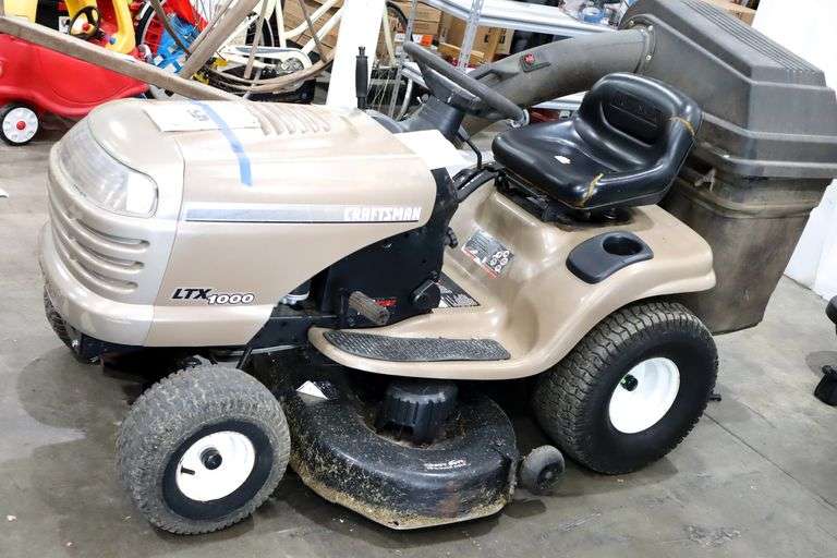 Sears Craftsman Model LTX 1000 Kohler Pro 18 OHV Lawn Tractor with