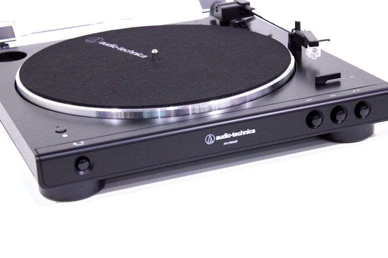 AudioTechnica ATLP60XBTBK Fully Automatic Bluetooth BeltDrive