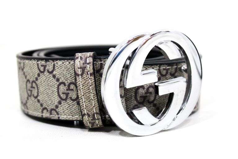 GUCCI Leather Belt. Made in Italy. Marked 114984 AA61A11044525040