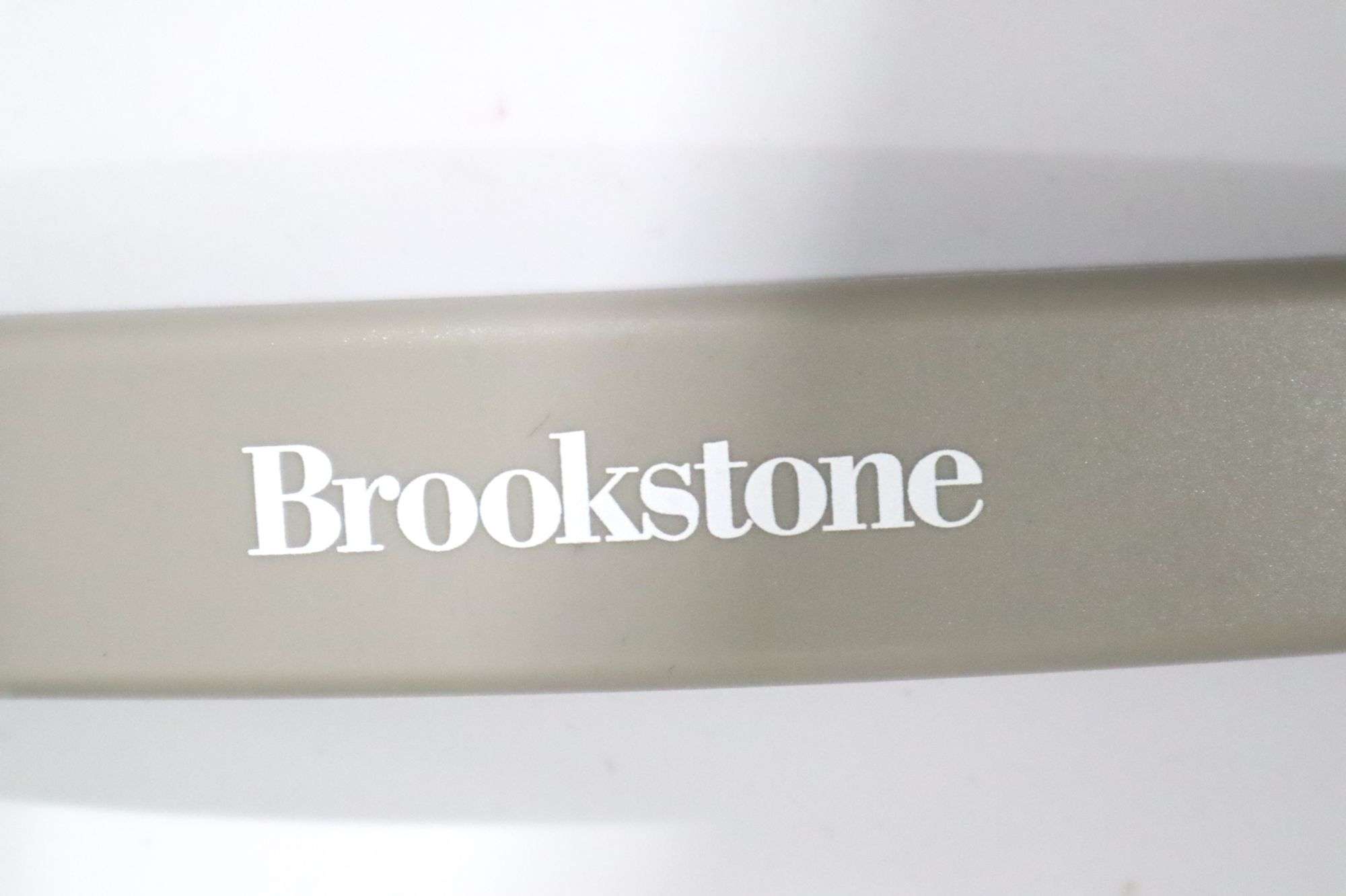 Brookstone Hot Towel Electric Towel Warmer Bucket - 12 x 12 x 24 WAREHOUSE  Row 6 - Bunting Online Auctions