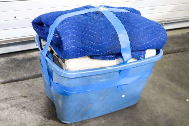 Collection of Moving Pads Bunting Online Auctions