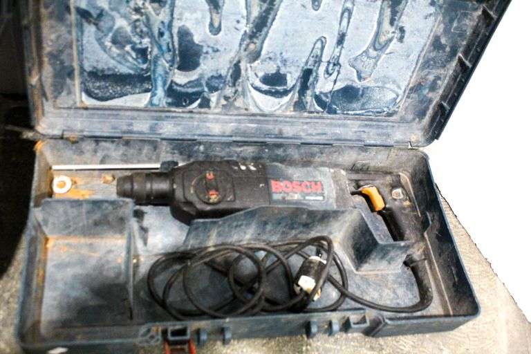 Bosch 11212VSR 3/4" Bulldog Rotary Hammer in Case and Bosch Rotary