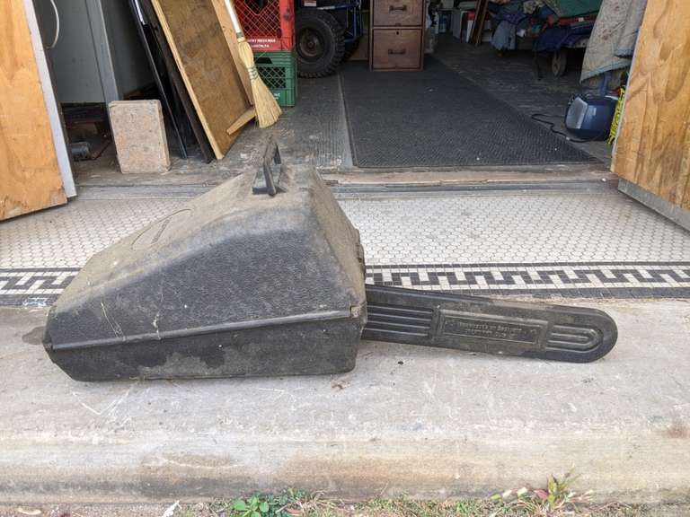 CRAFTSMAN CHAINSAW CARRYING CASE Bid On Estates Auction Services