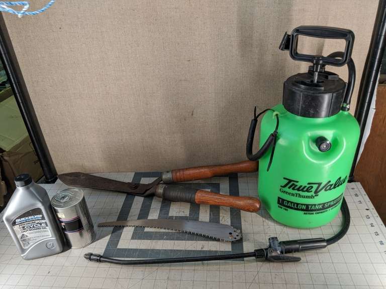 USED 1 GALLON TANK SPRAYER, HEDGE TRIMMERS, TREE PRUNING BLADES AND