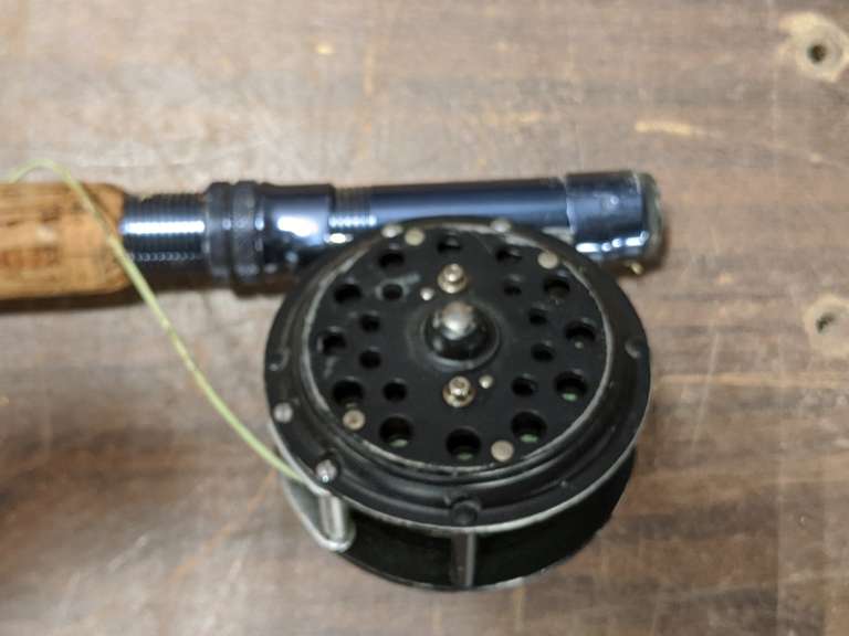 FISHING RODS AND HARD CASE Bid On Estates Auction Services FISHING RODS AND HARD CASE Bid On Estates Auction Services