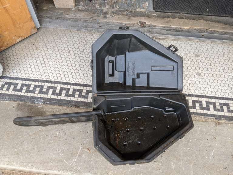 CRAFTSMAN CHAINSAW CARRYING CASE Bid On Estates Auction Services