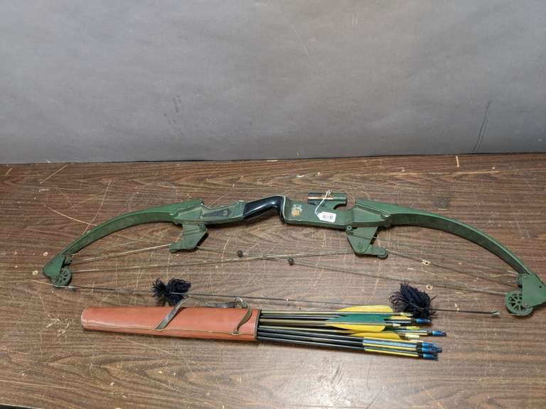 BEAR COMPOUND BOW Bid On Estates Auction Services