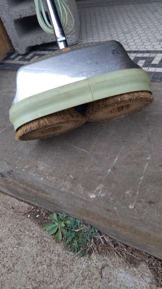 old fashioned floor buffer