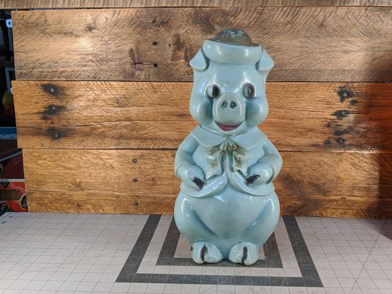 PLASTIC PIGGY BANK AND HALLOWEEN PUMPKIN BLOW MOKD Bid On Estates