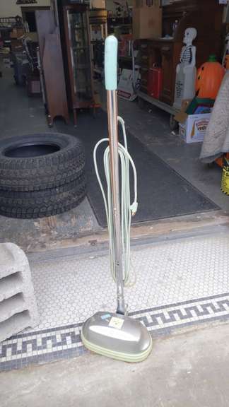 old fashioned floor buffer