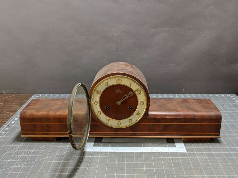 ART DECO ERA MANTLE CLOCK (NOT RUNNING, NO KEY OR PENDULUM) Bid On