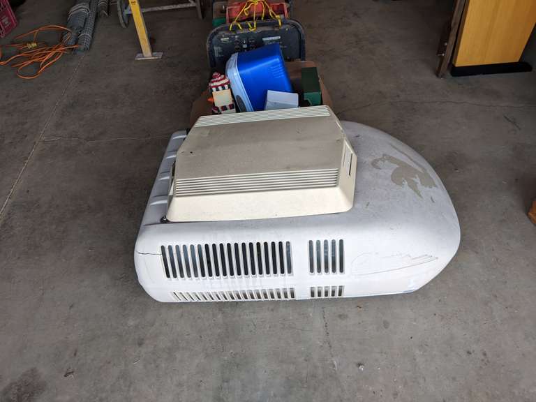 Rooftop Air Conditioner Unit for Camper or RV Bid On Estates