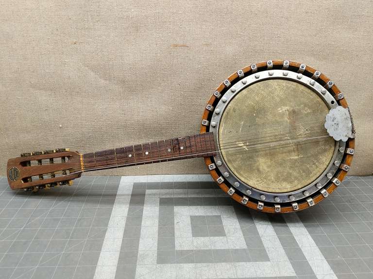 Banjolin (Banjo Mandolin) by Julius Heinrich Zimmermann, circa 1900 ...