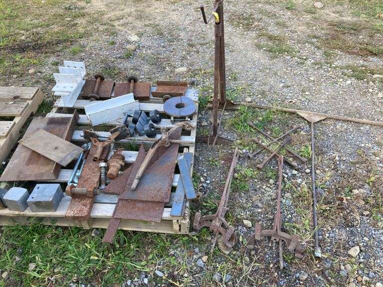 Mixed Steel. Extra Large 30mm Lug Wrench, Bumper Jack, Roof Jacks