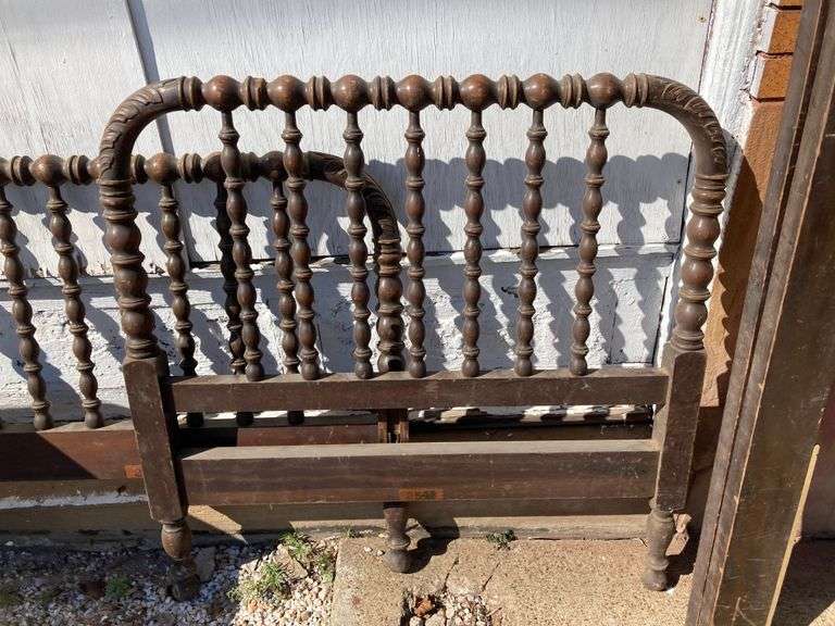 Antique Spindle Bed Bid On Estates
