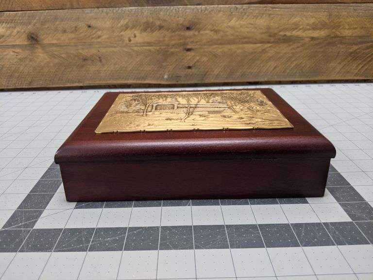 Wendell August Limited Edition Box with Knox Bridge at Valley