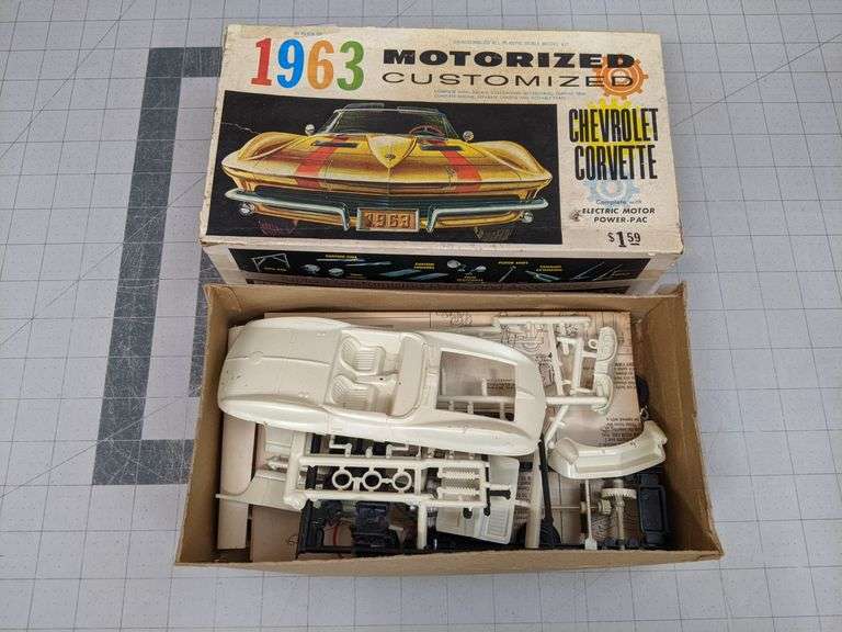 Model Car. Palmer Plastics 1963 Corvette (partially built) Bid On