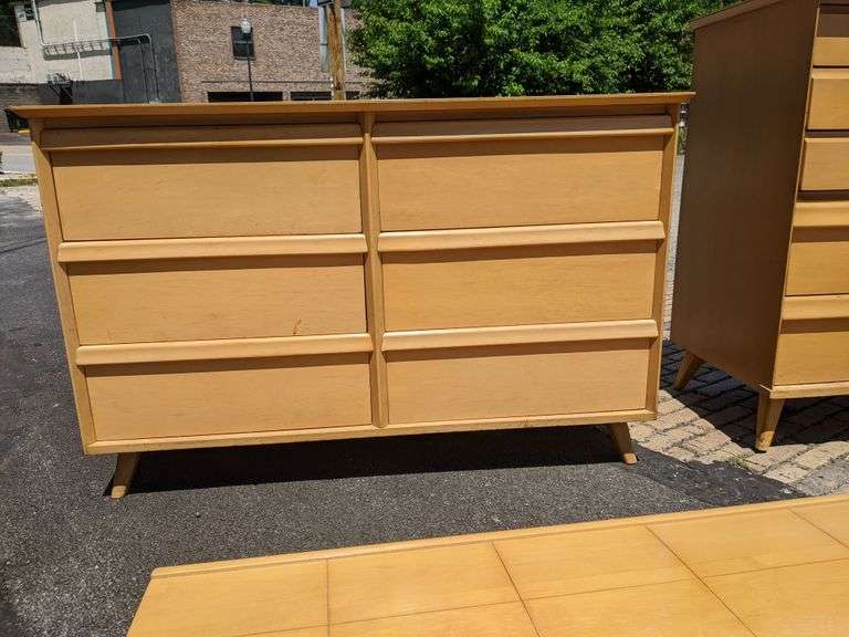 Bedroom Furniture. Mid Century Modern, Birchcraft by Baumritter Bid