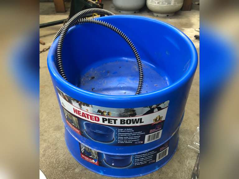 misc dog training & accessories - Bolinger Real Estate & Auction