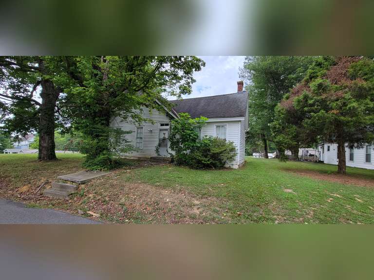 RESIDENTIAL PROPERTY AUCTION - 175 MILL STREET, HANSON KENTUCKY