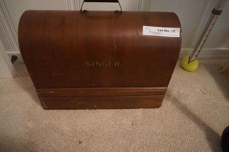 Singer Sewing Machine & Case Auctions