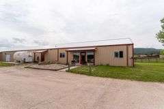 98.2 Acres & Improvements