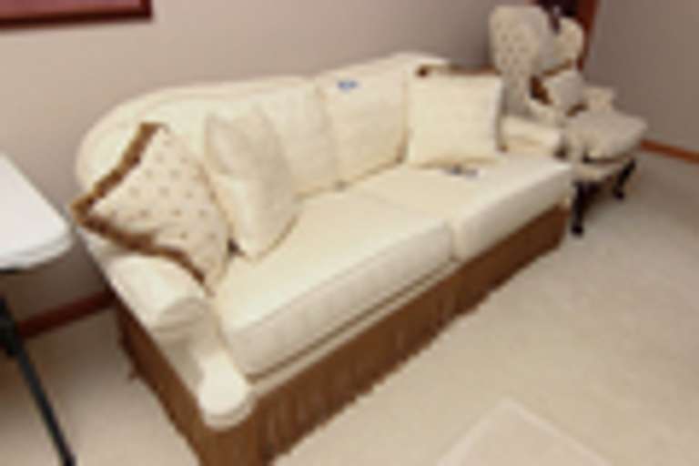 BIDDING CLOSED! 09/08/2020 - Online Auction: Contents of Luxury Home - High Quality Dining and Bedroom Suite, Art, Collectibles, Washer & Dryer - Most Furnishings Like New! Poland, OH - Pet Free