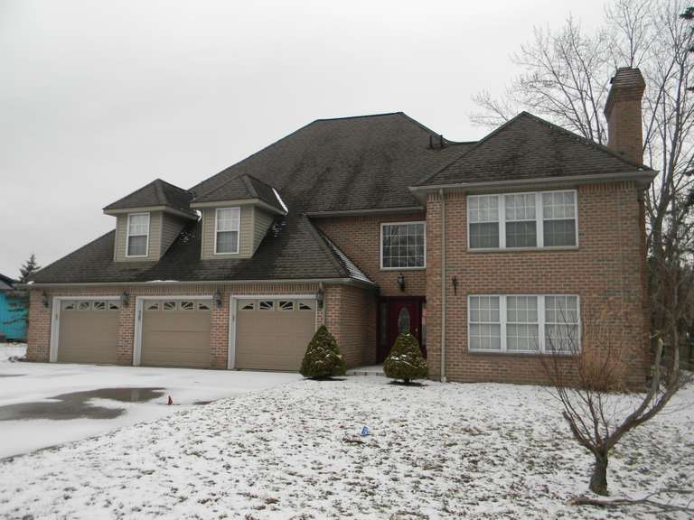 Bidding Closed! 04/04/2019 - High Bid $202,000 - Online Bidding Open: Online Auction: Roaming Rock Lakefront Custom Home, Lakefront Lot + 6 Parcels Roaming Shores, OH Ashtabula Cty!