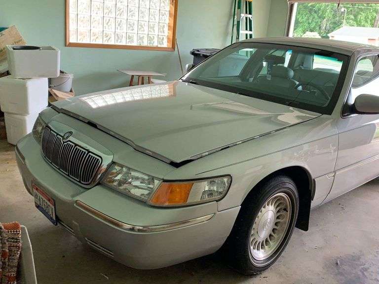 Bidding Closed! 07/28/2021 Online Auction: Vehicle & Complete Contents of Warren Home