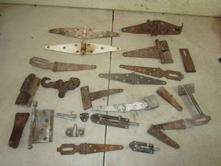 Vintage Hinges and Latches Prime Time Auctions, Inc.