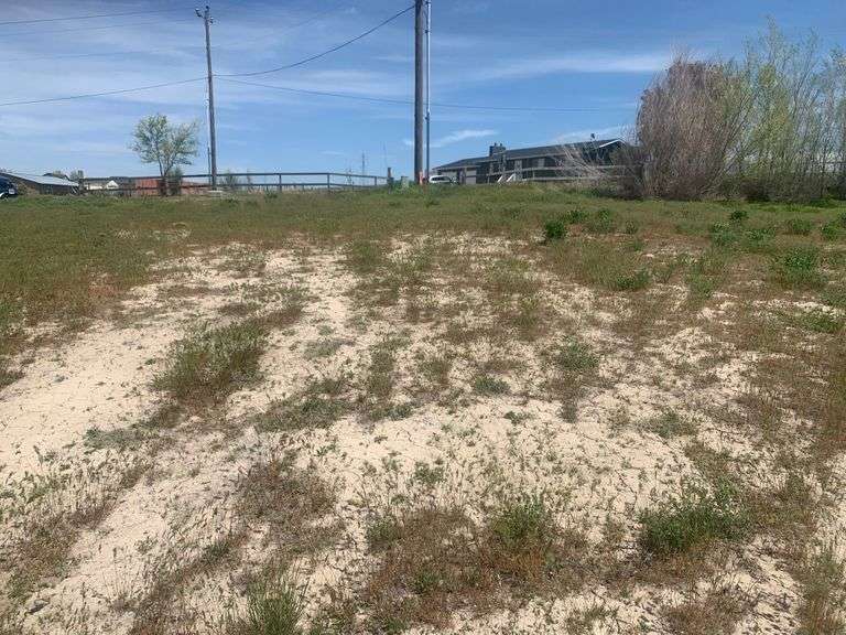 Residential Lot in American Falls