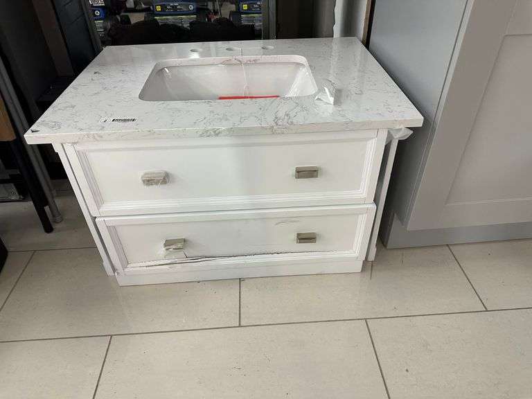 Bathroom Vanity Sink* Damaged Prime Time Auctions, Inc.